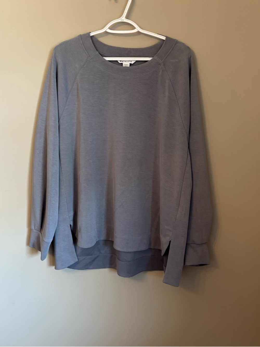 Athleta Blue Gray Long Sleeve Top 1X | High-Low Hem | Soft Stretch Pullover